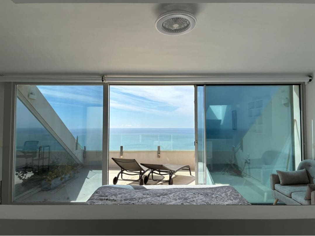 3 camera da letto Appartamento sulla Spiaggia in vendita in Benalmadena con piscina - 1.055.000 € (Rif: 9986407)