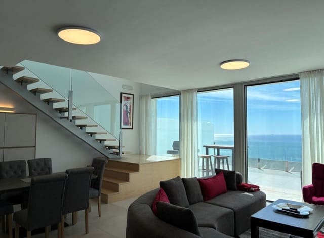 3 slaapkamer Strandappartement te koop in Benalmádena met zwembad - € 1.055.000 (Ref: 9986407)