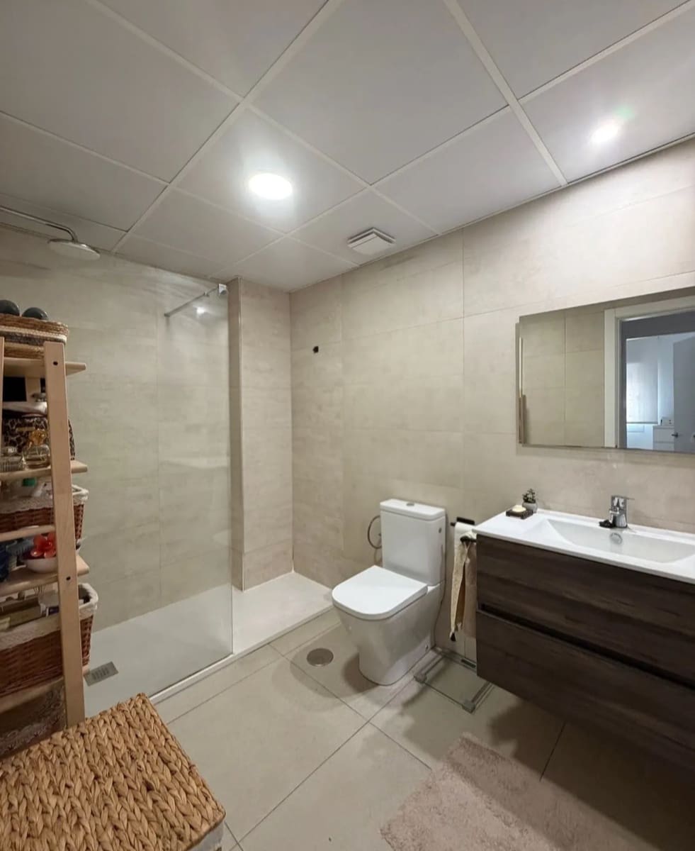 1 makuuhuone Ranta-asunto myytävänä paikassa Torremolinos mukana uima-altaan - 351 000 € (Ref: 9993832)
