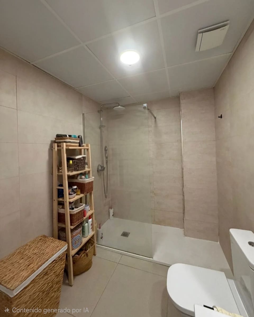 1 makuuhuone Ranta-asunto myytävänä paikassa Torremolinos mukana uima-altaan - 351 000 € (Ref: 9993832)