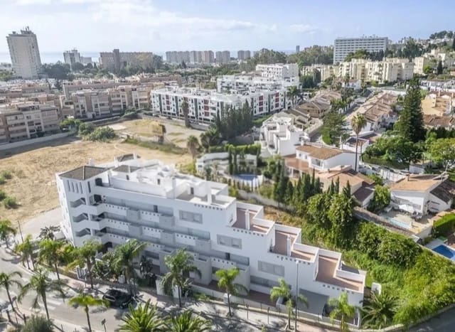 1 slaapkamer Strandappartement te koop in Torremolinos met zwembad - € 351.000 (Ref: 9993832)