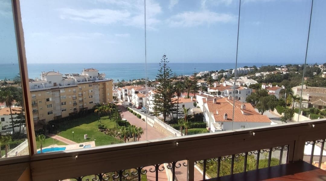 2 sypialnia Apartament przy plaży na sprzedaż w Mijas z basenem garażem - 435 000 € (Ref: 9996629)