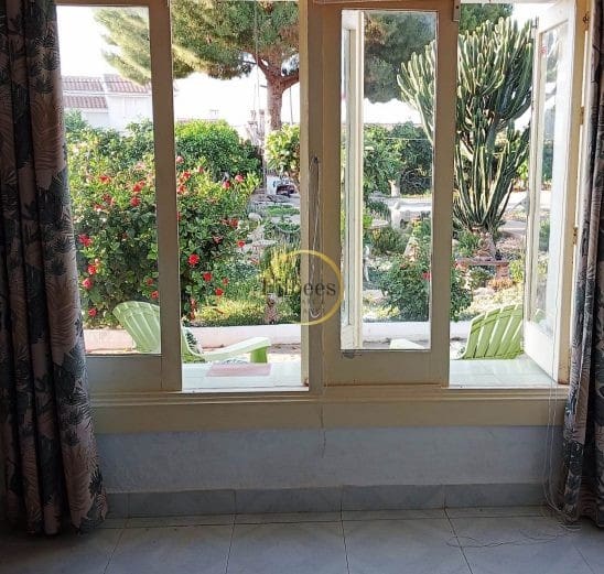 6 soveværelse Villa til salg i San Isidro med swimmingpool garage - € 520.000 (Ref: 2764793)