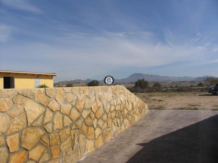 3 soveværelse Villa til salg i Leiva - € 450.000 (Ref: 4141061)