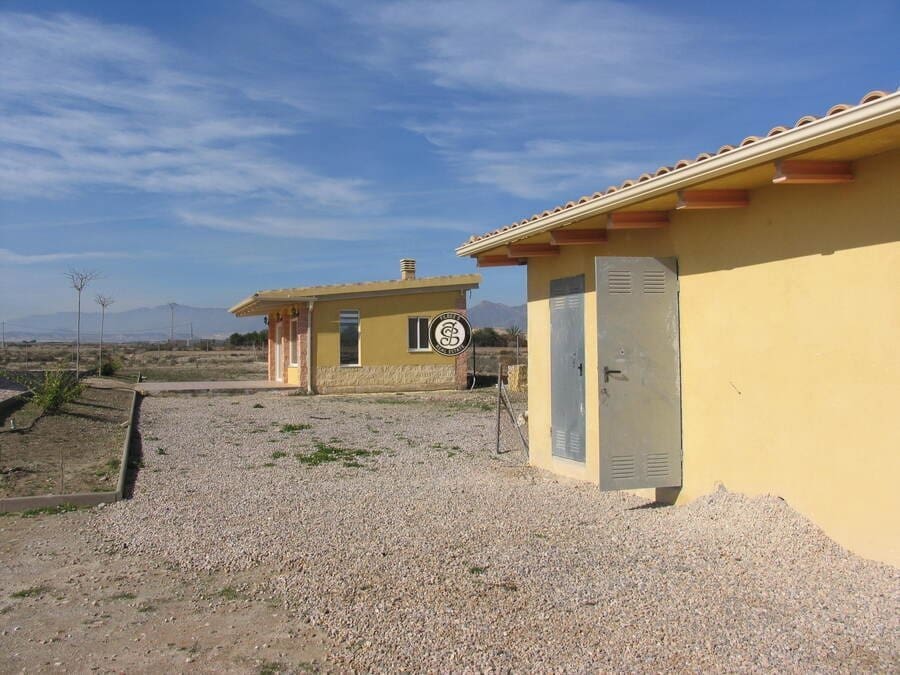 3 soveværelse Villa til salg i Leiva - € 450.000 (Ref: 4141061)