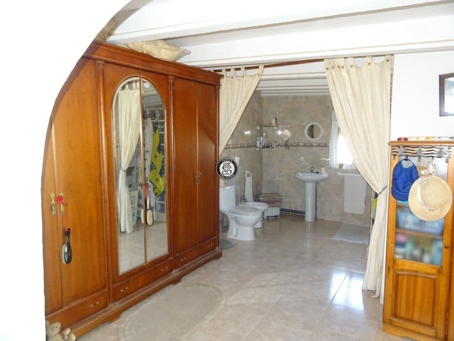 7 soveværelse Villa til salg i Campillo de Abajo med swimmingpool garage - € 299.950 (Ref: 4877191)