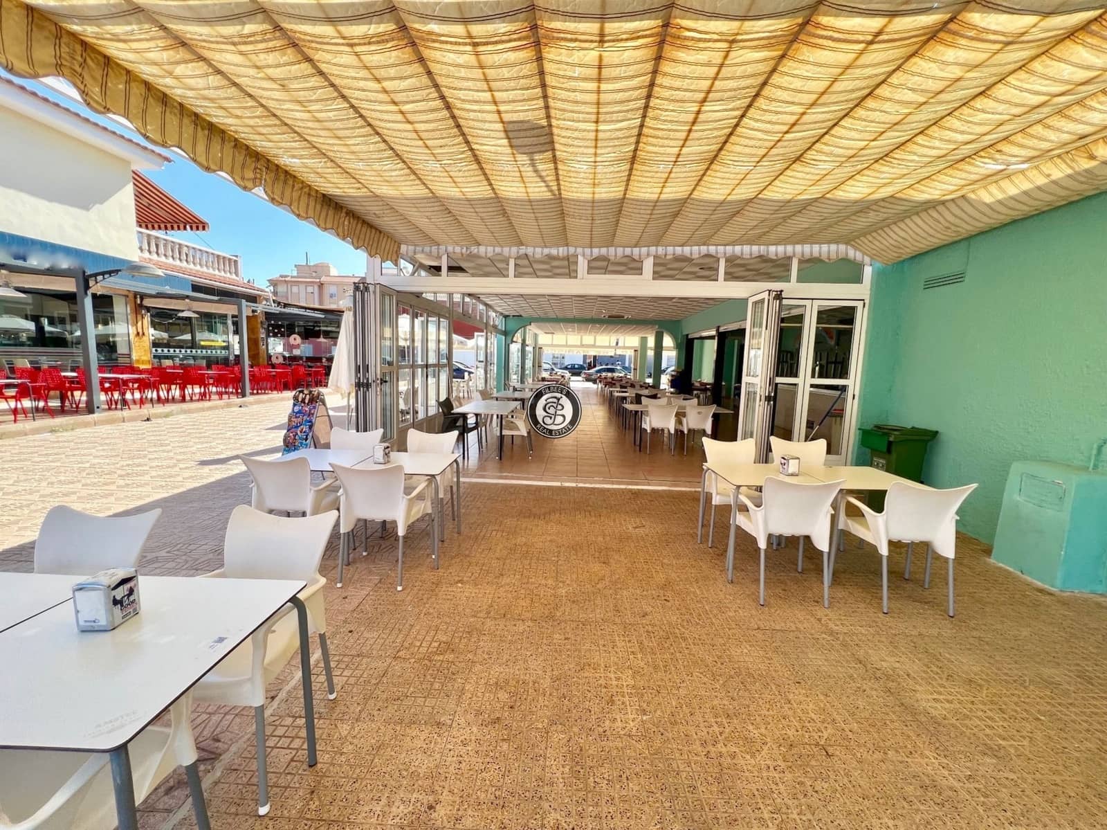 Commercieel te koop in Puerto de Mazarron - € 760.000 (Ref: 7041476)