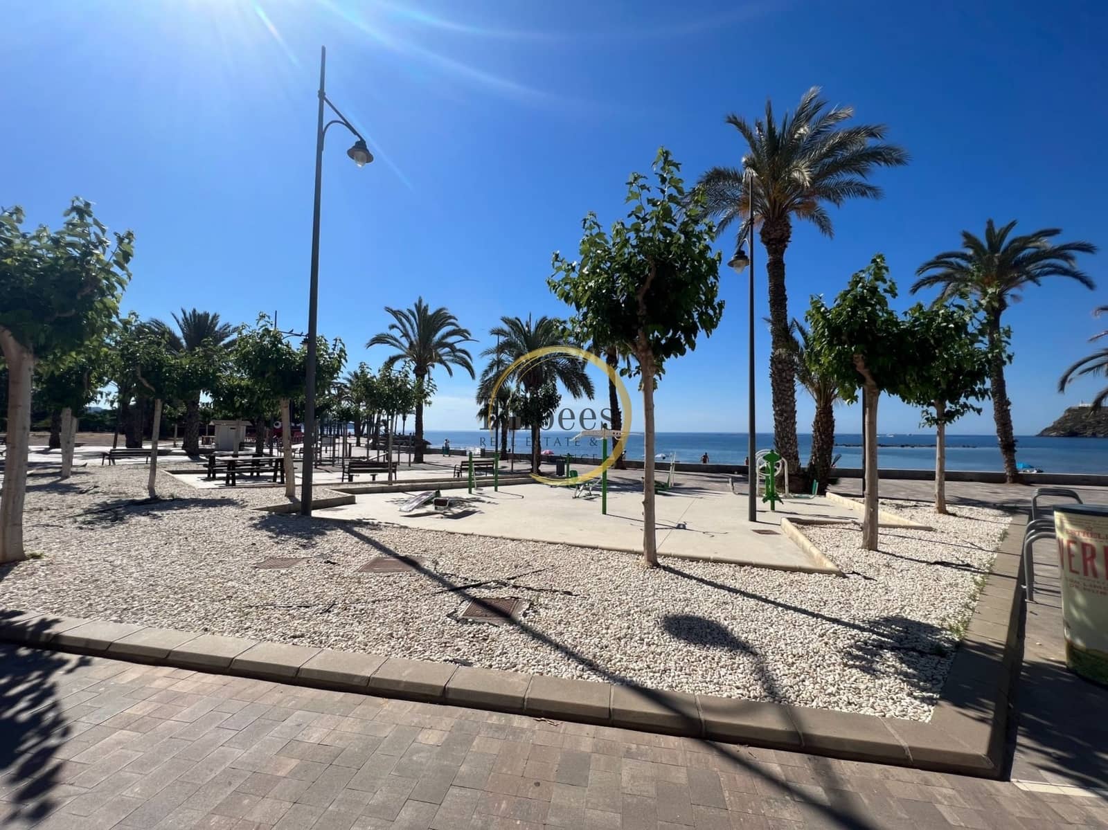 Chalet de 3 habitaciones en Puerto de Mazarron en venta con piscina - 995.000 € (Ref: 7219209)
