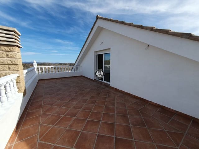 5 bedroom Villa for sale in Puerto Lumbreras with pool - € 289,000 (Ref: 7441511)