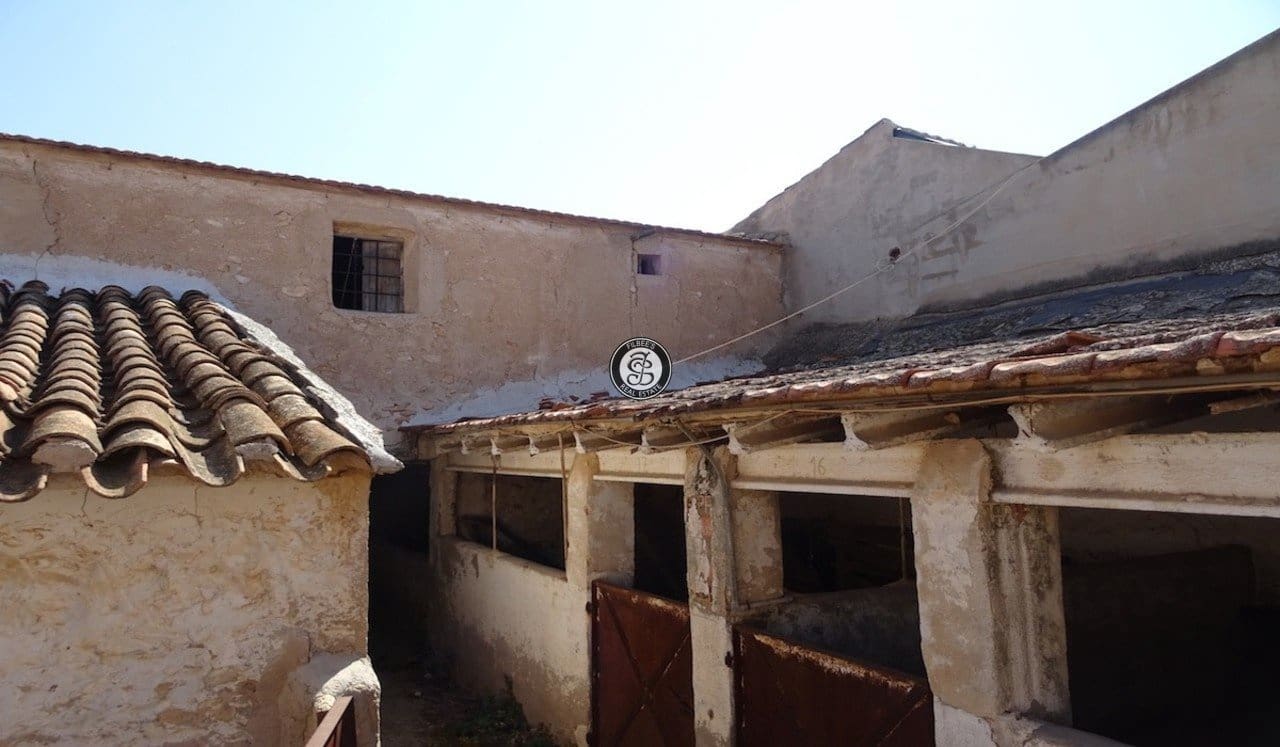 Villa for sale in La Pinilla - € 45,000 (Ref: 7504538)