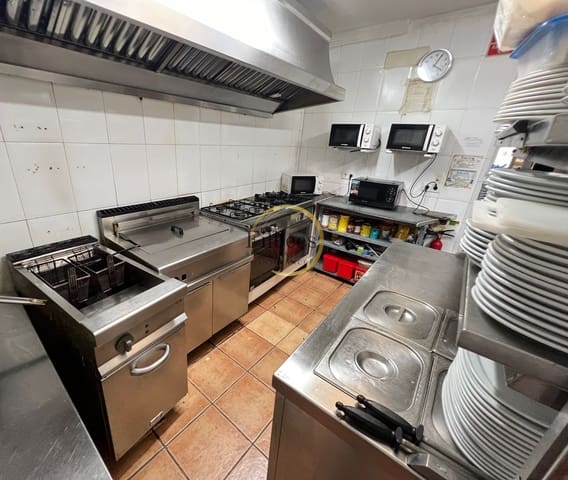 Commercieel te koop in Bahia, Mazarrón - € 215.000 (Ref: 8681051)