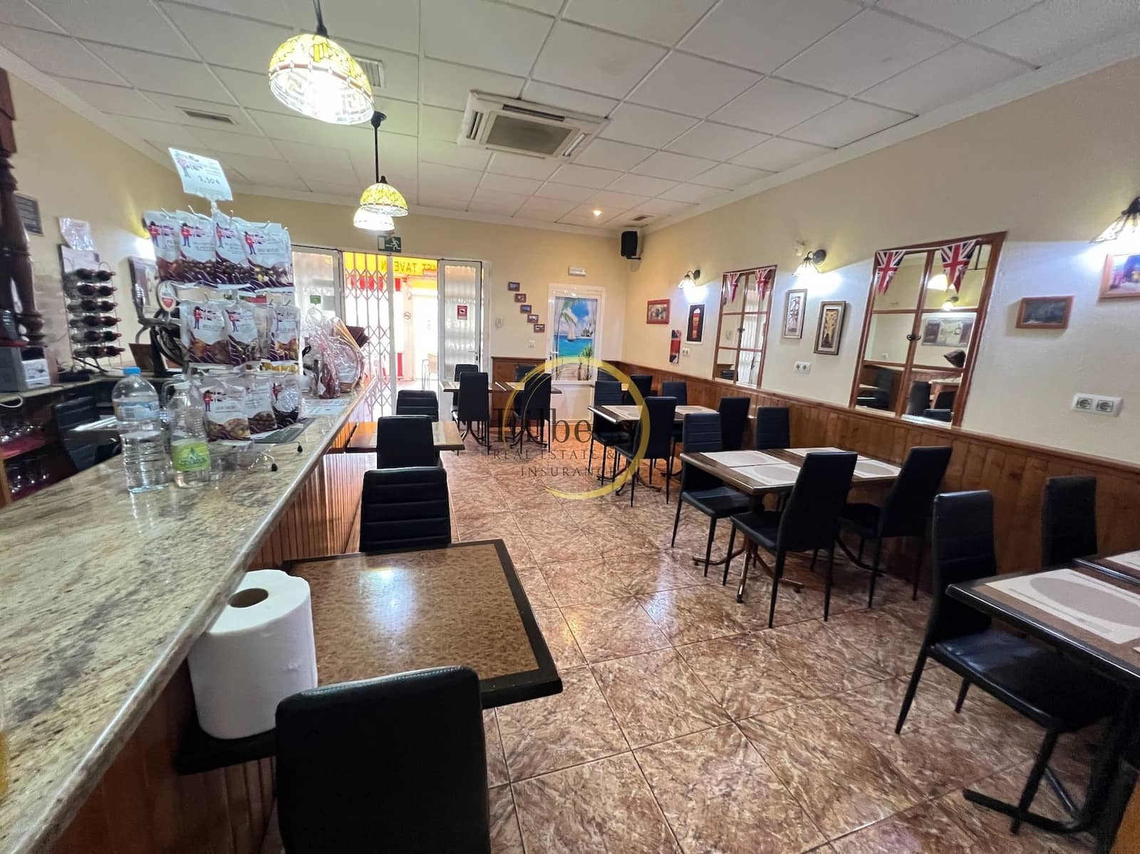 Kommersiell til salgs i Puerto de Mazarron - € 215 000 (Ref: 8681051)