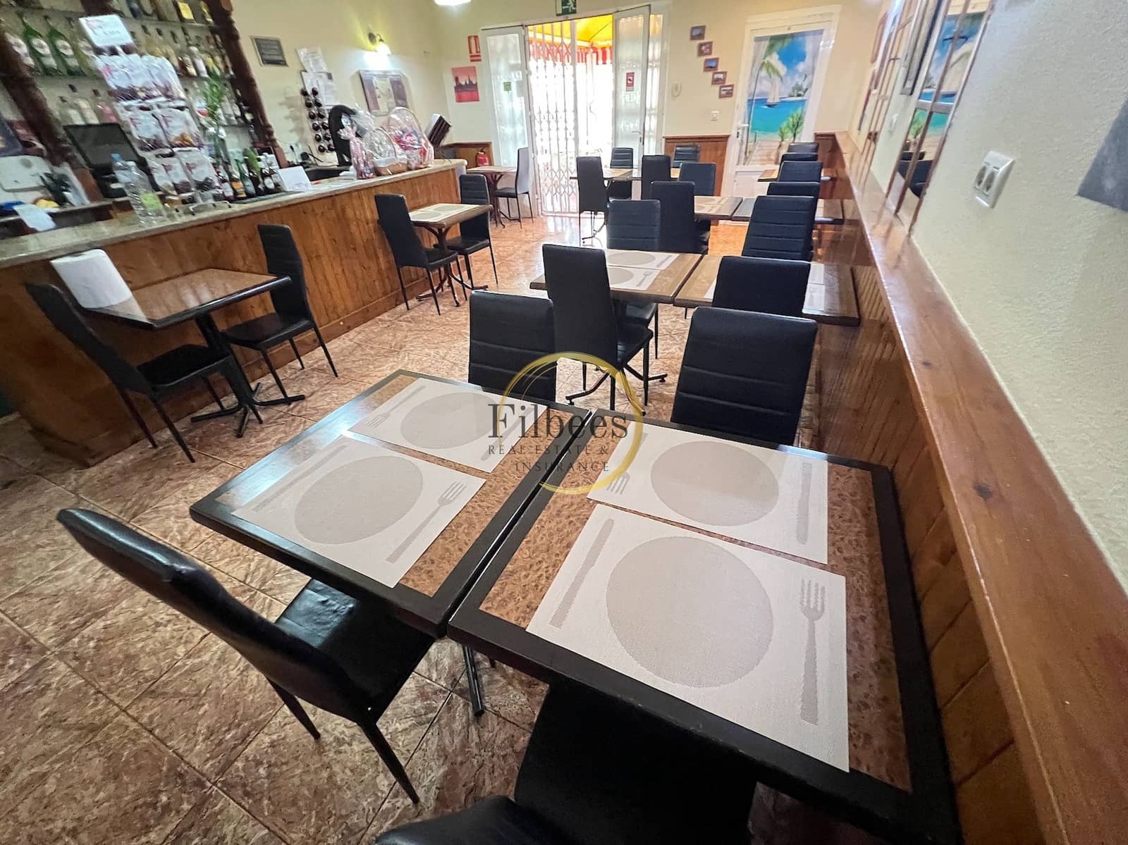 Kommersiell til salgs i Puerto de Mazarron - € 215 000 (Ref: 8681051)