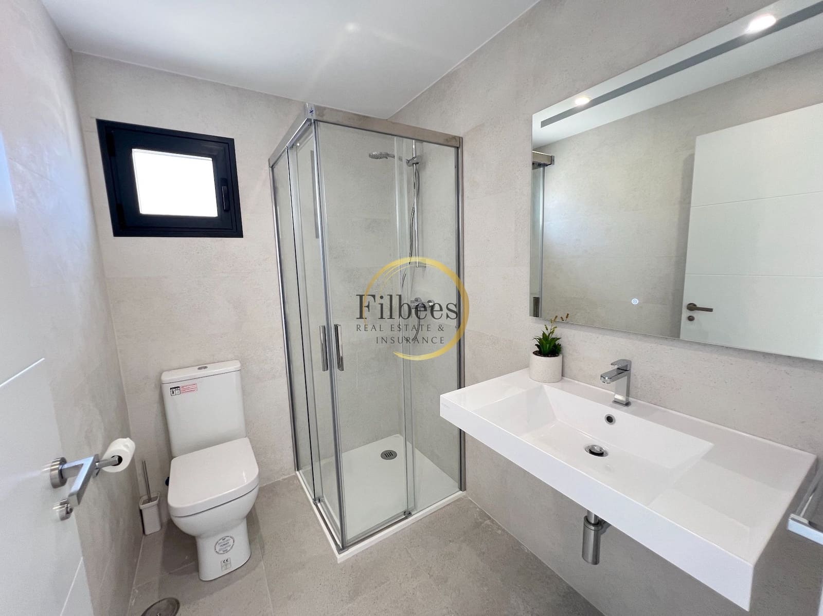 3 slaapkamer Villa te koop in La Pinilla met zwembad garage - € 379.845 (Ref: 8913646)