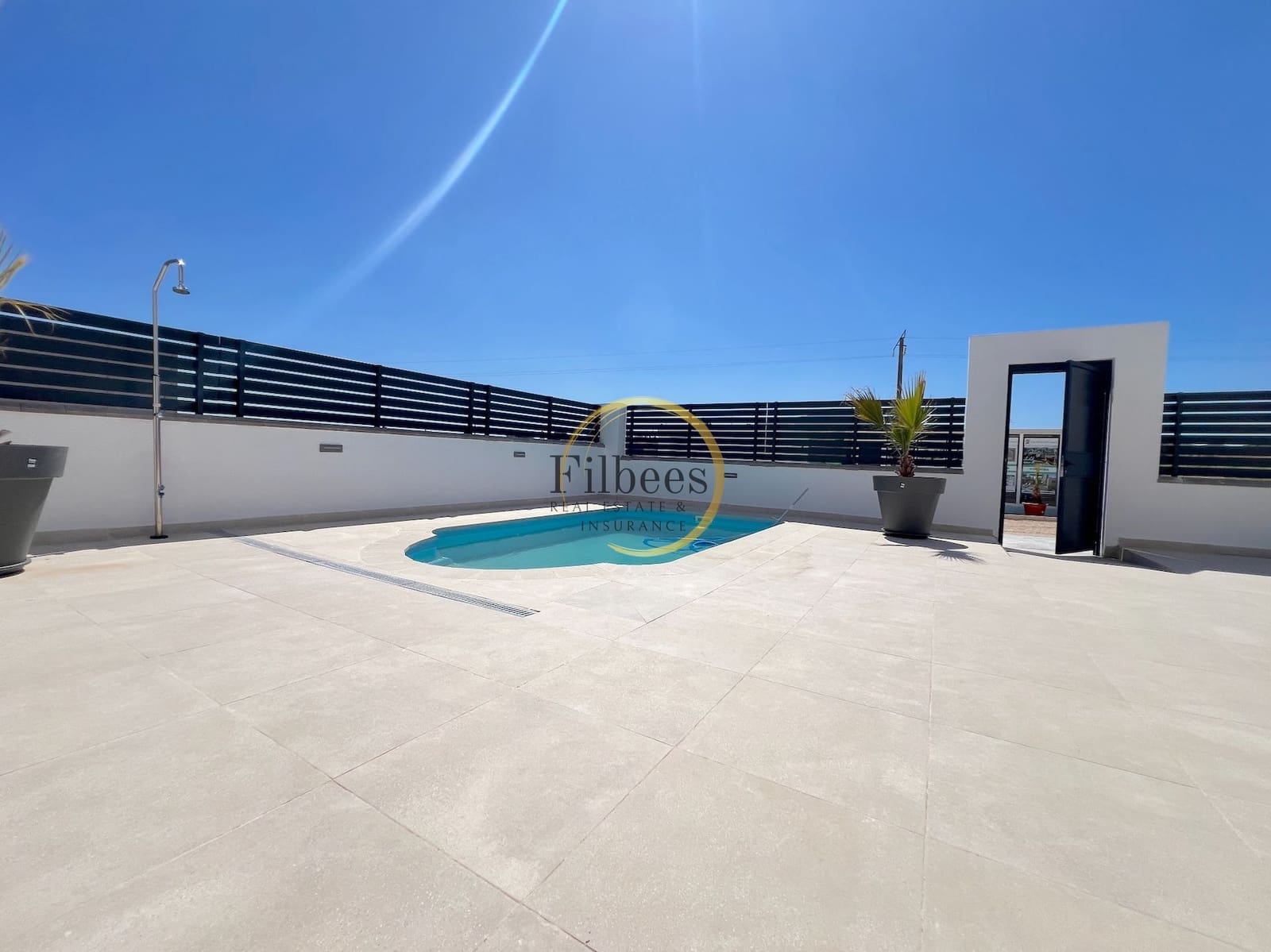 3 slaapkamer Villa te koop in La Pinilla met zwembad garage - € 379.845 (Ref: 8913646)