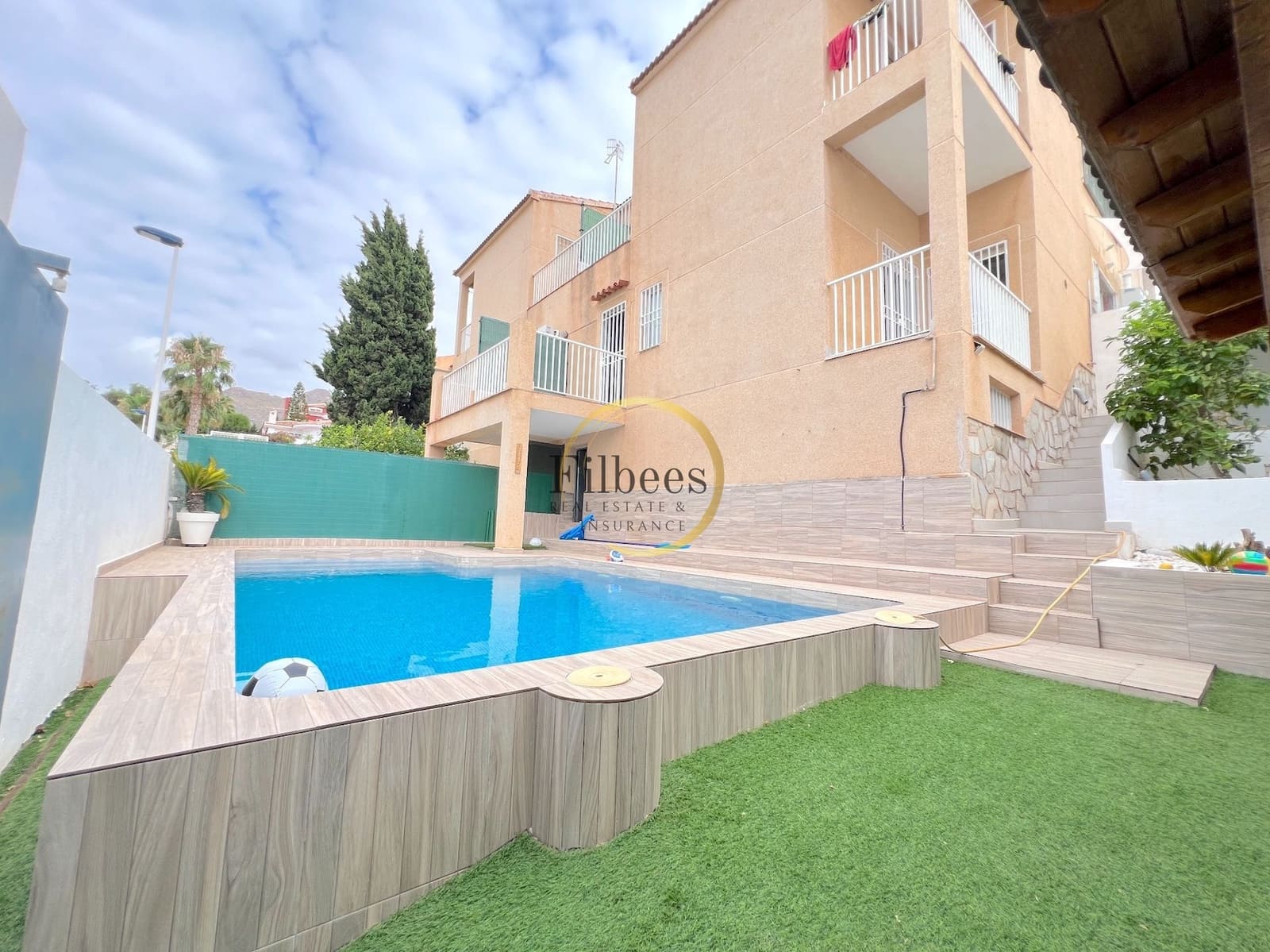 4 chambre Villa/Maison Semi-Mitoyenne à vendre à Bolnuevo avec piscine - 345 000 € (Ref: 9111302)