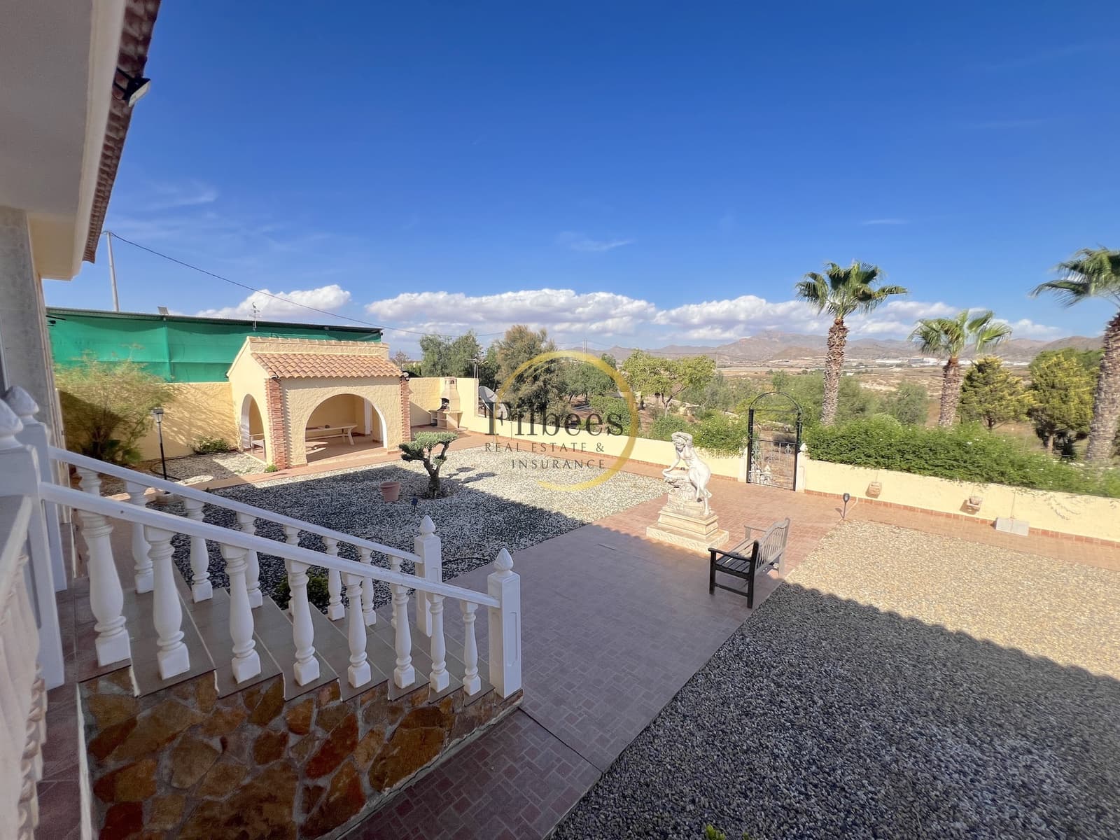 4 soveværelse Villa til salg i Leiva med garage - € 605.000 (Ref: 9278753)