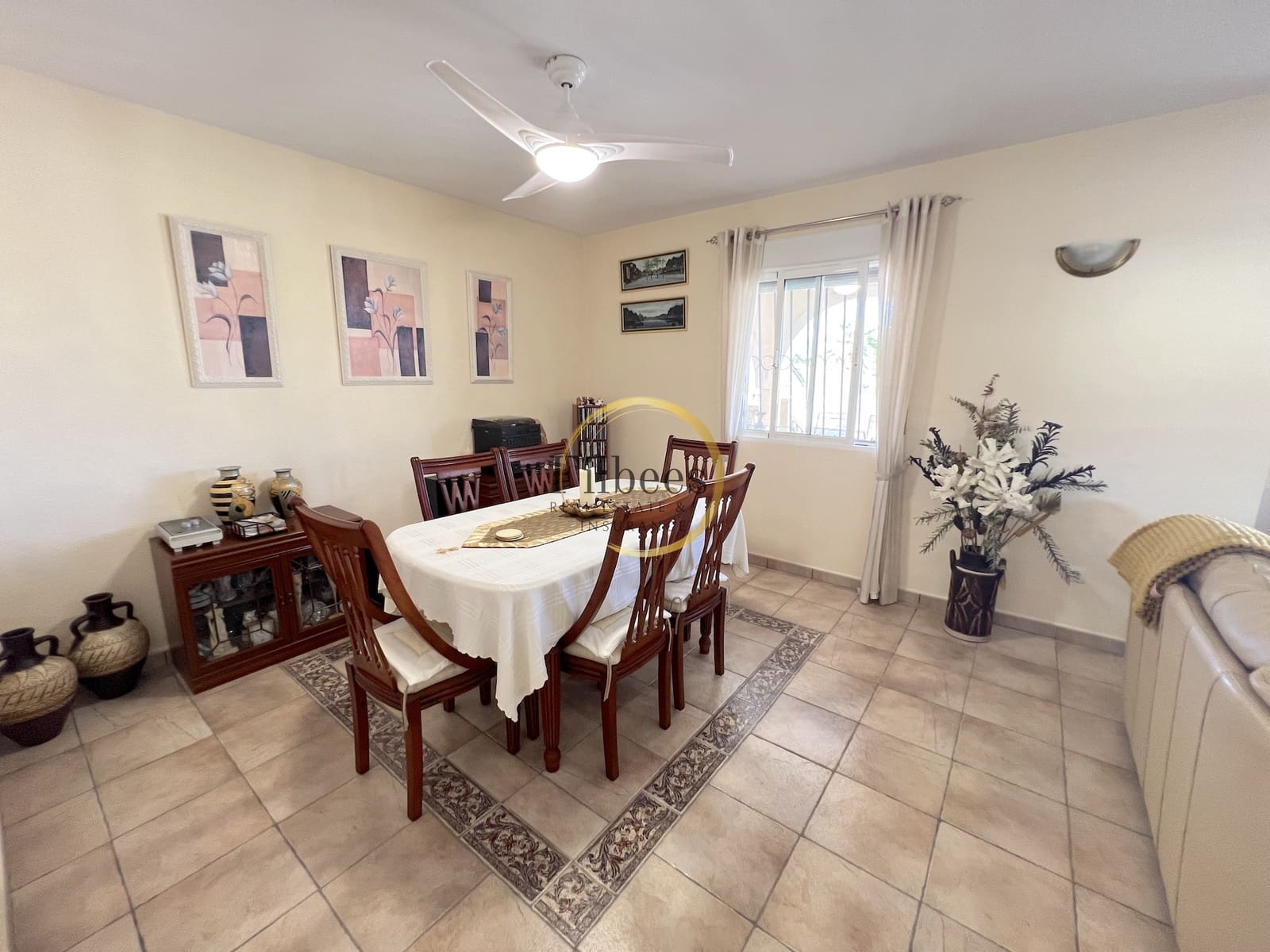 5 slaapkamer Villa te koop in Leiva met zwembad garage - € 535.000 (Ref: 9337207)