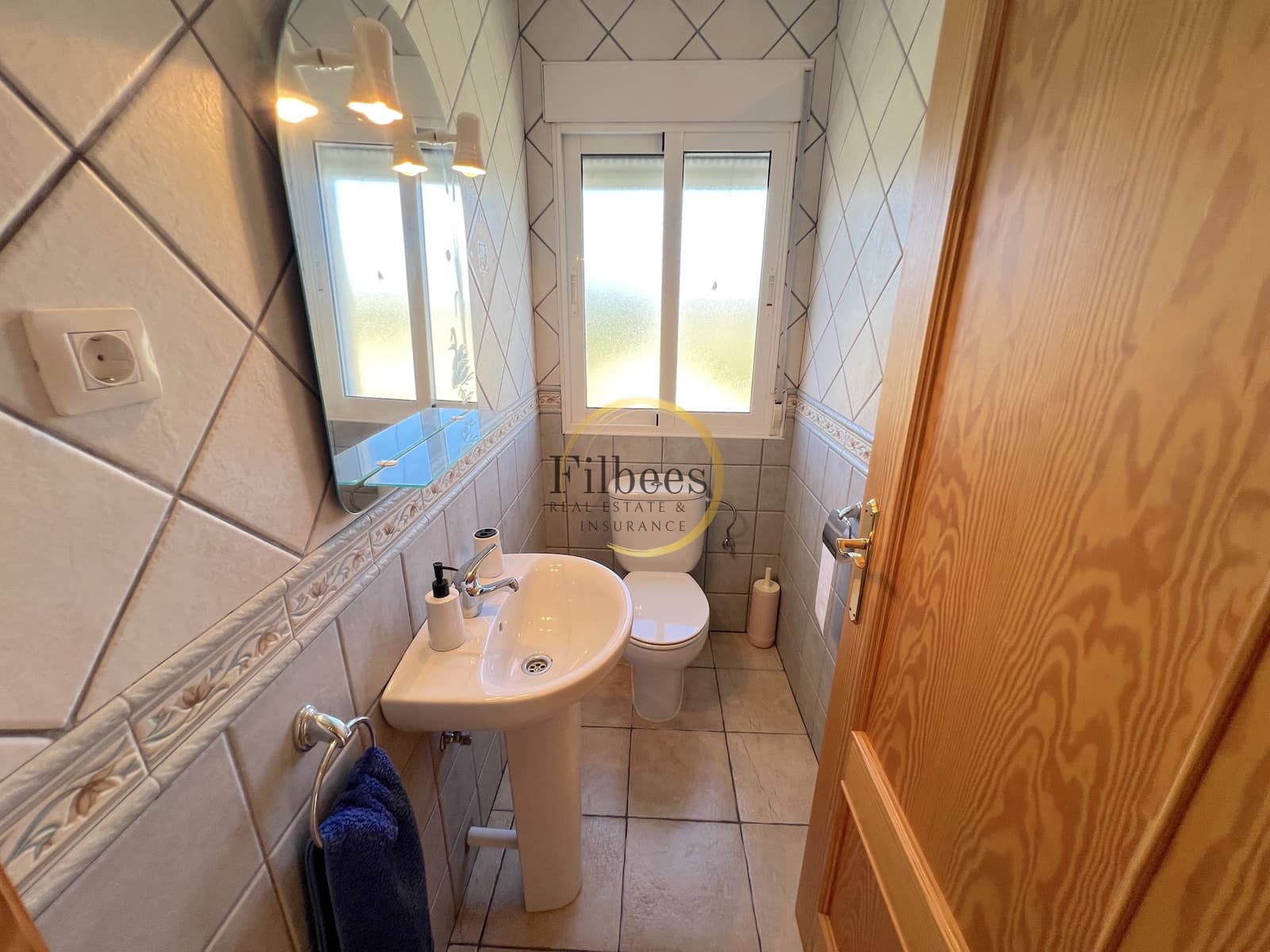 5 slaapkamer Villa te koop in Leiva met zwembad garage - € 535.000 (Ref: 9337207)