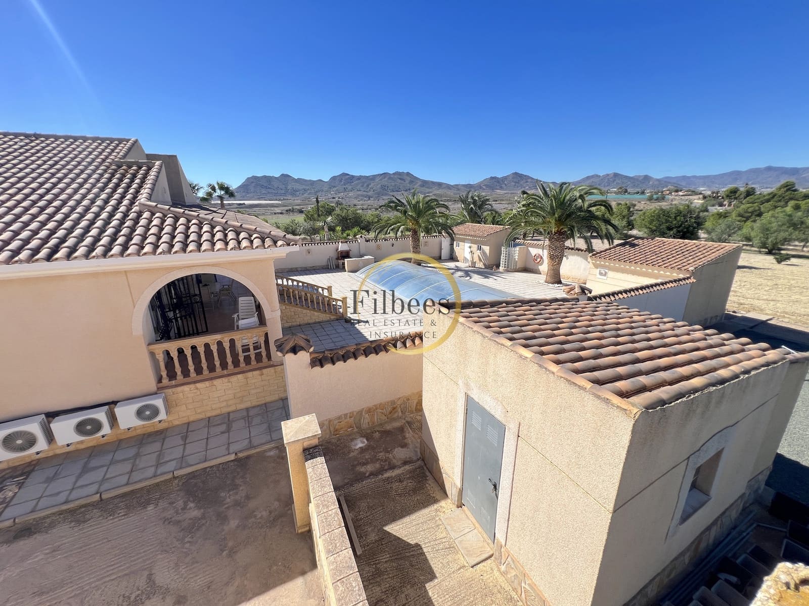 5 slaapkamer Villa te koop in Leiva met zwembad garage - € 535.000 (Ref: 9337207)