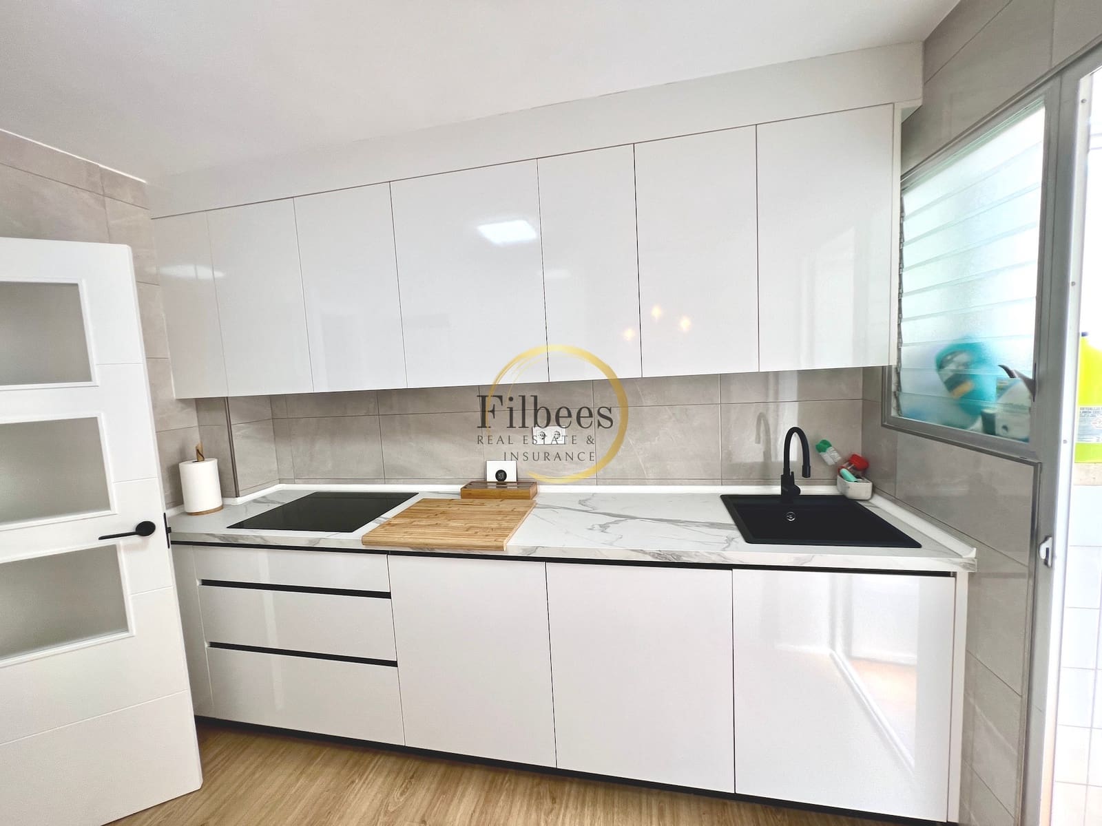 4 bedroom Apartment for sale in Mazarron - € 140,000 (Ref: 9867817)