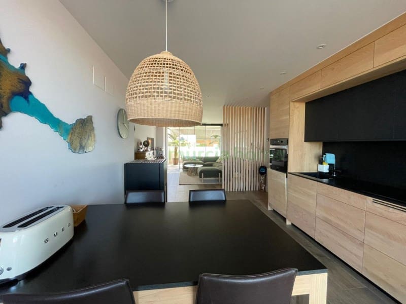 3 Zimmer Apartment zu verkaufen in Cala Flores mit Garage - 495.000 € (Ref: 10061952)