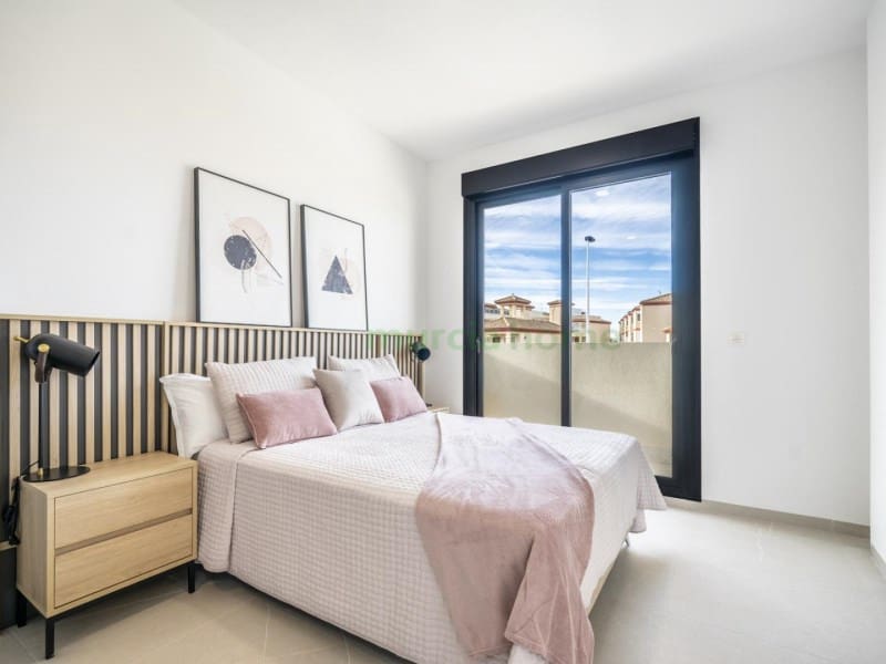 3 quarto Moradia para venda em Roldan - 415 950 € (Ref: 10067730)