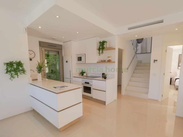 3 soveværelse Villa til salg i Centro, Los Alcázares - € 479.951 (Ref: 10086007)