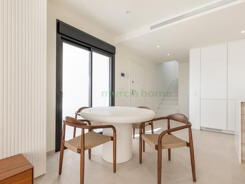 3 makuuhuone Huvila myytävänä paikassa Los Alcazares - 489 000 € (Ref: 10102459)