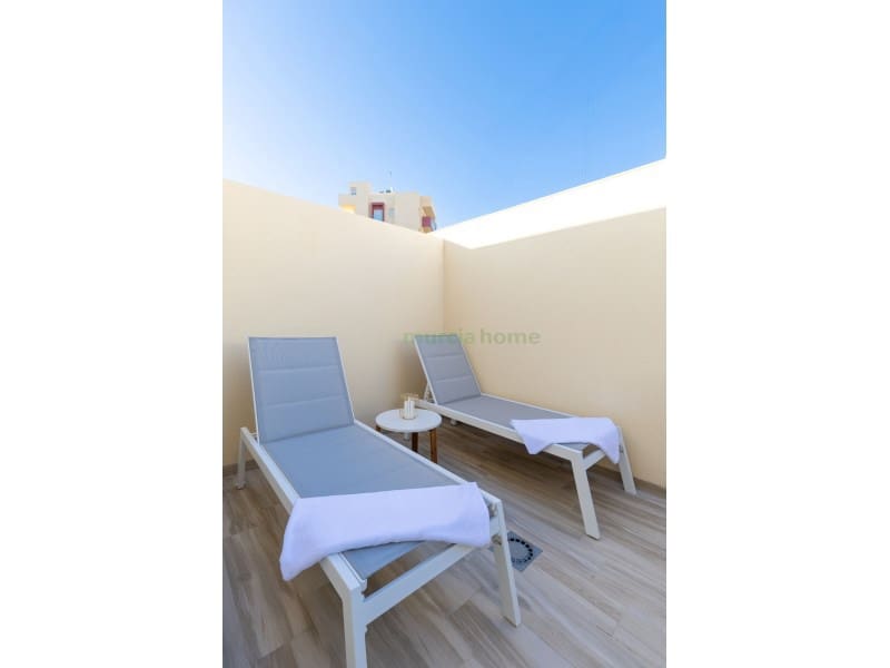 3 sypialnia Apartament na sprzedaż w La Manga del Mar Menor z basenem garażem - 294 000 € (Ref: 10159512)