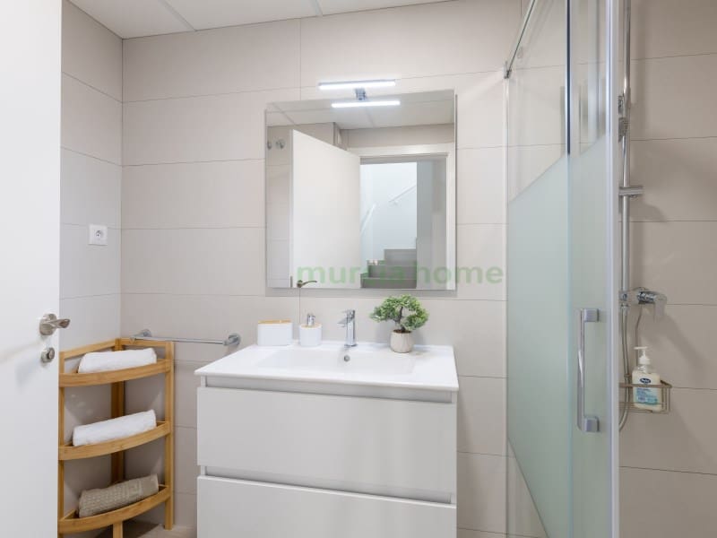 3 sypialnia Apartament na sprzedaż w La Manga del Mar Menor z basenem garażem - 294 000 € (Ref: 10159512)
