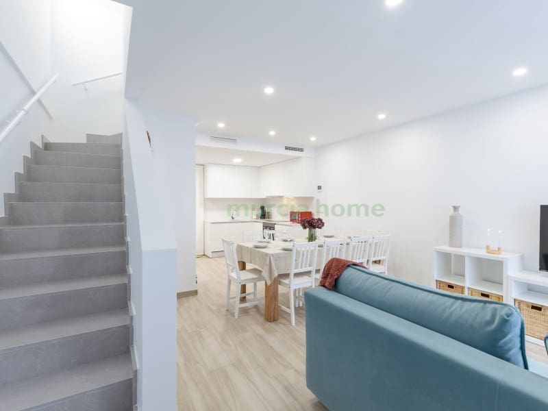 3 sypialnia Apartament na sprzedaż w La Manga del Mar Menor z basenem garażem - 294 000 € (Ref: 10159512)