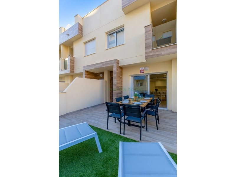 3 sypialnia Apartament na sprzedaż w La Manga del Mar Menor z basenem garażem - 294 000 € (Ref: 10159512)