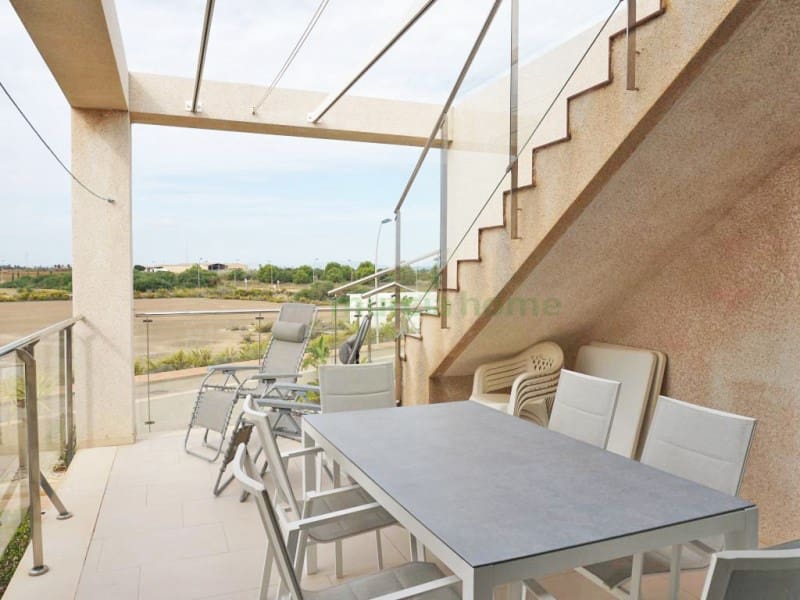 Ático de 2 habitaciones en Estrella de Mar en venta con piscina garaje - 179.000 € (Ref: 10171449)