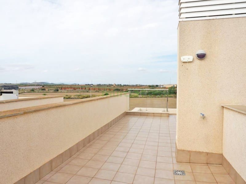 Ático de 2 habitaciones en Estrella de Mar en venta con piscina garaje - 179.000 € (Ref: 10171449)