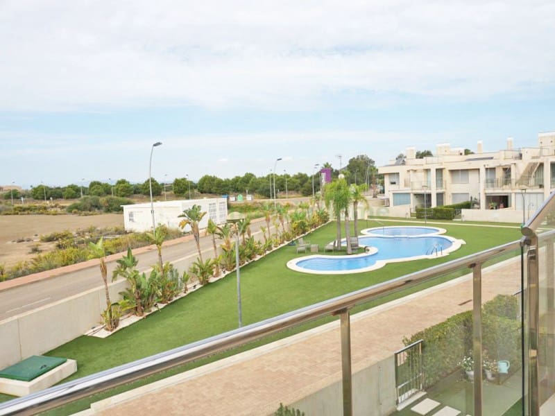 Ático de 2 habitaciones en Estrella de Mar en venta con piscina garaje - 179.000 € (Ref: 10171449)
