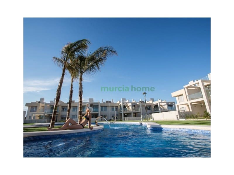 Ático de 2 habitaciones en Estrella de Mar en venta con piscina garaje - 179.000 € (Ref: 10171449)