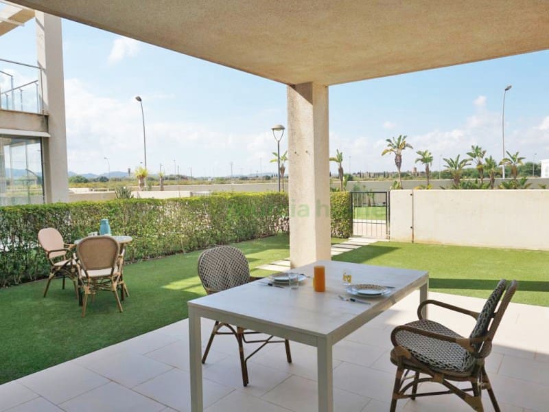 Bungalow de 2 habitaciones en Estrella de Mar en venta con piscina garaje - 174.950 € (Ref: 10184670)