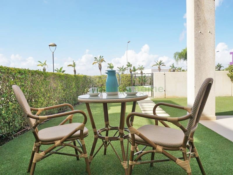 Bungalow de 2 habitaciones en Estrella de Mar en venta con piscina garaje - 174.950 € (Ref: 10184670)