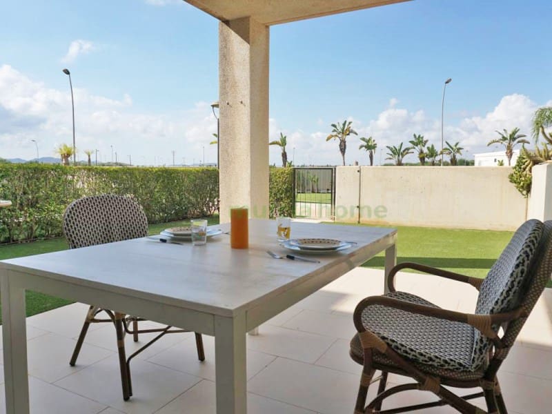 Bungalow de 2 habitaciones en Estrella de Mar en venta con piscina garaje - 174.950 € (Ref: 10184670)