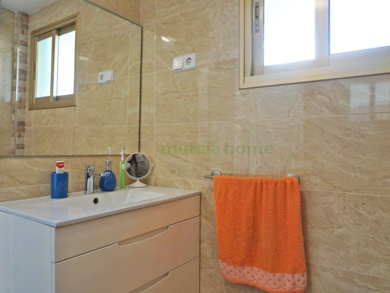 3 chambre Appartement à vendre à La Manga del Mar Menor avec garage - 270 000 € (Ref: 5239566)