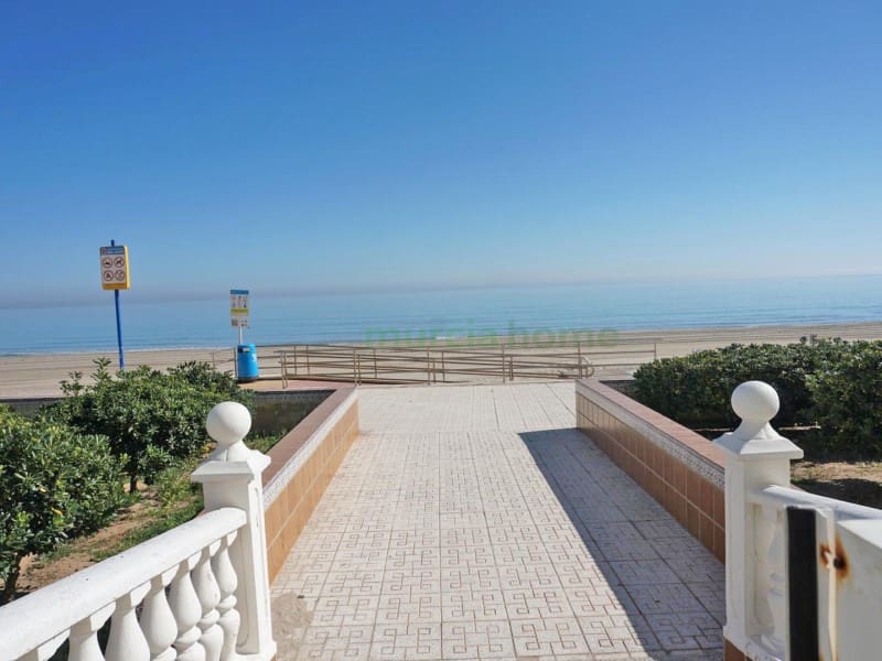 3 chambre Appartement à vendre à La Manga del Mar Menor avec garage - 270 000 € (Ref: 5239566)