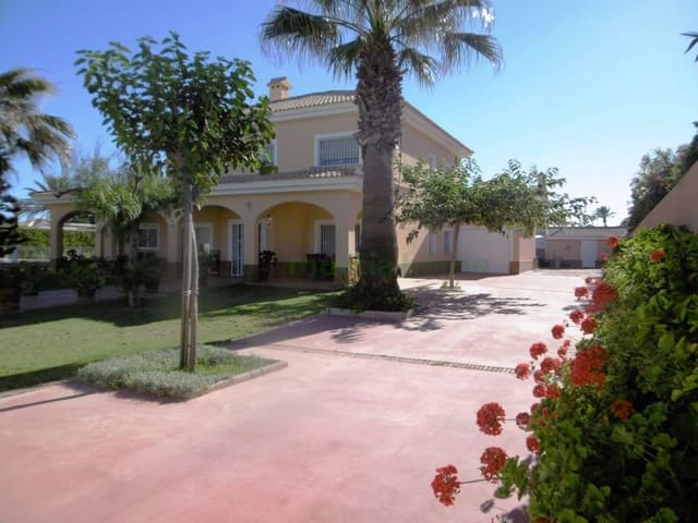 8 soverom Villa til salgs i La Manga del Mar Menor med garasje - € 1 236 000 (Ref: 5239630)