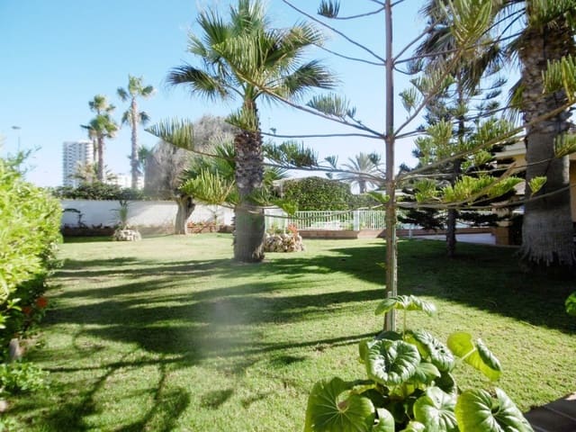 8 soverom Villa til salgs i La Manga del Mar Menor med garasje - € 1 236 000 (Ref: 5239630)