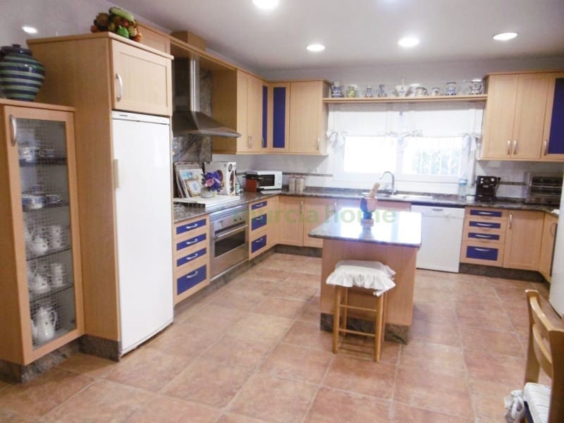 8 soverom Villa til salgs i La Manga del Mar Menor med garasje - € 1 236 000 (Ref: 5239630)