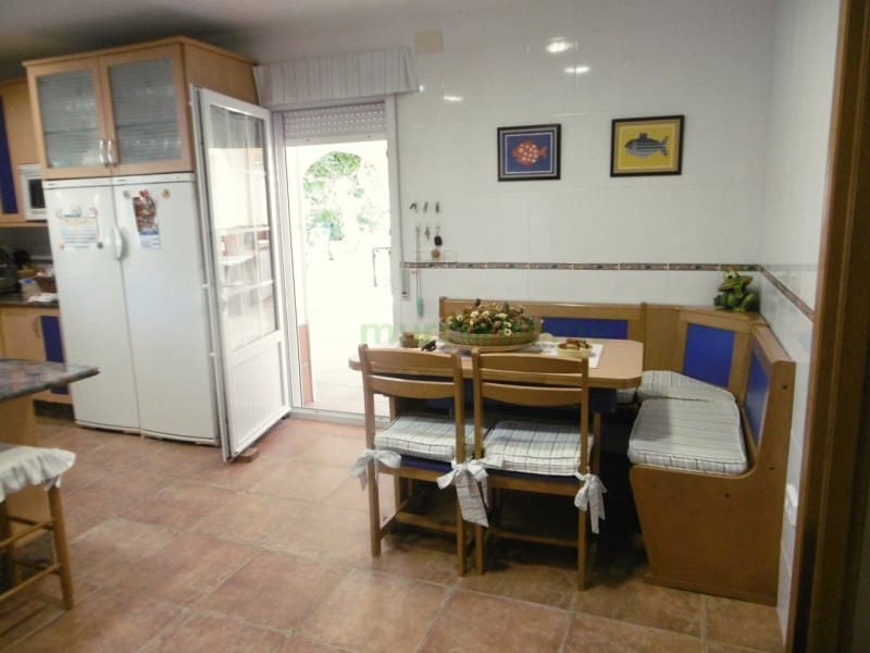 8 soverom Villa til salgs i La Manga del Mar Menor med garasje - € 1 236 000 (Ref: 5239630)