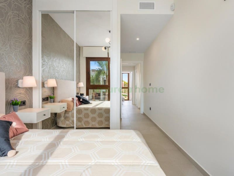 3 soverom Leilighet til salgs i Torrevieja med garasje - € 275 000 (Ref: 5239640)