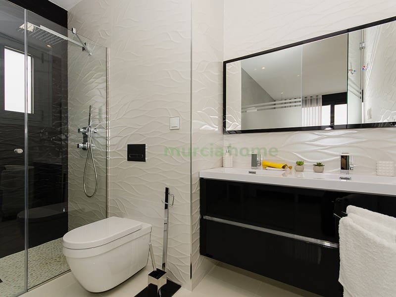 4 soveværelse Villa til salg i Playa Honda med garage - € 565.950 (Ref: 5239641)