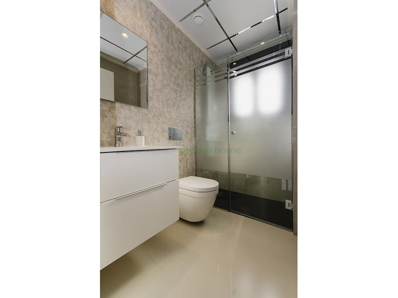 4 soveværelse Villa til salg i Playa Honda med garage - € 565.950 (Ref: 5239641)