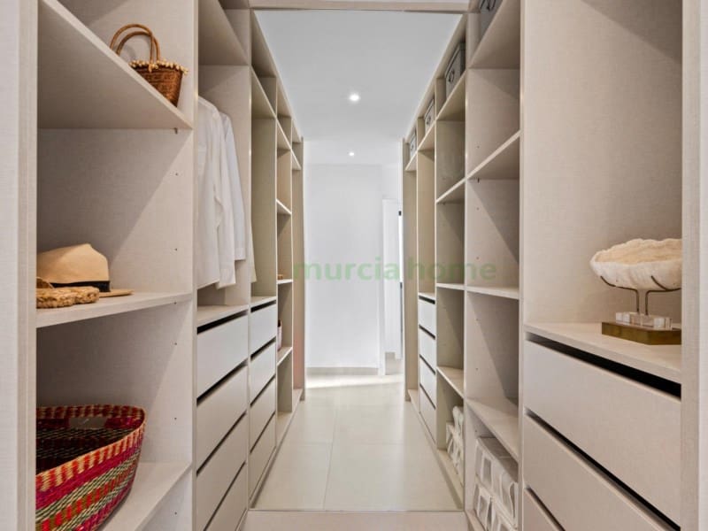 3 soveværelse Villa til salg i Mar de Cristal med swimmingpool - € 549.000 (Ref: 5239669)